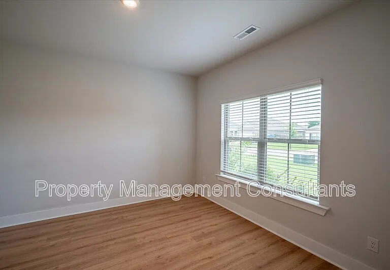 14872 Demarie Ln — Photo 9