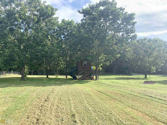 5th image of 121 High Meadows Trl