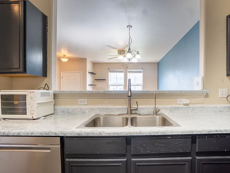 8171 Snow Bowl Hts — Photo 6