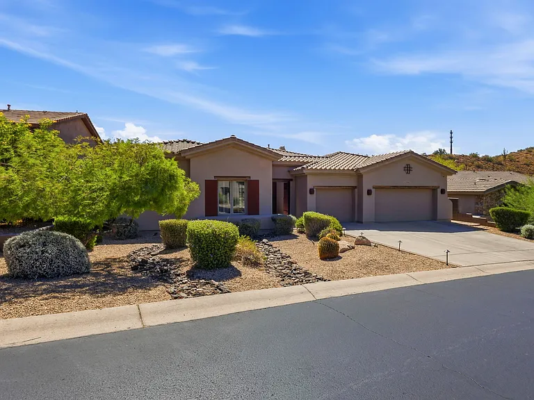 12391 N 145th Way — Photo 3
