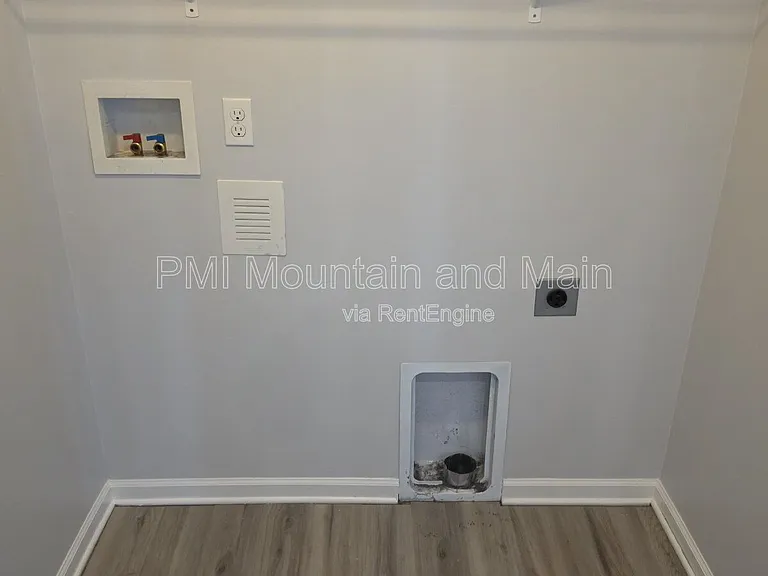 25 Barnett Shoals Dr — Photo 26