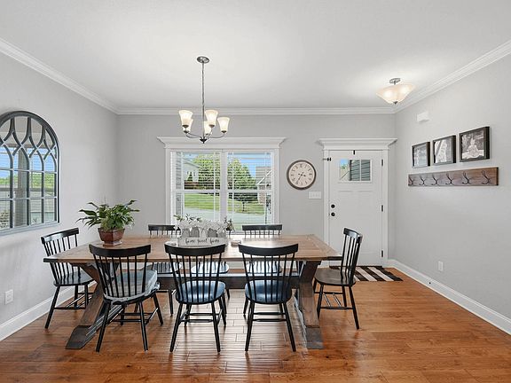 5th image of 209 Talons Ridge Rd NW