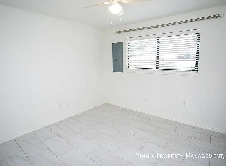 5321 121st St — Photo 27