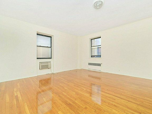 5th image of 243 W 99th St APT 5E