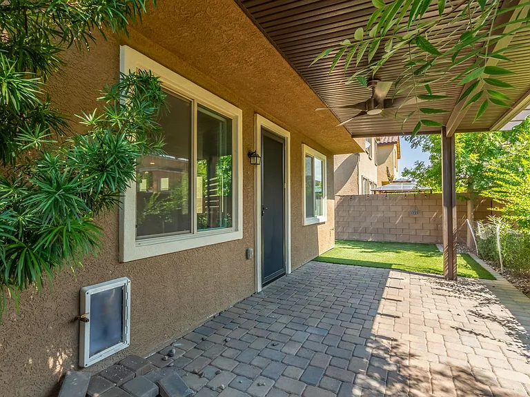 6644 Seahorse Reef St — Photo 32