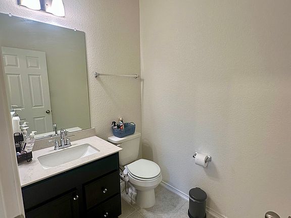 3rd image of 100 Kulmbacher Dr