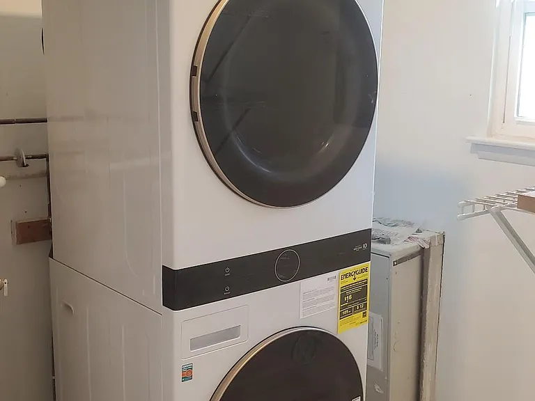 In-Unit LG Wash Tower Full-Size Washer & Dryer
