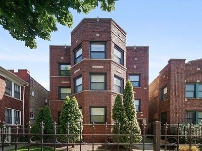 1741 W Albion Ave APT 3, Chicago, IL, 60626