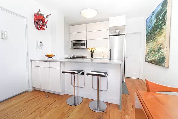 1st image of 42 W 120th St APT 7C