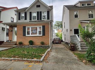 3415 208th St, Bayside, NY 11361
