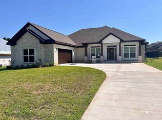 20928 Southtown Dr, Robertsdale, AL 36567