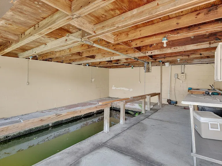 1627 Canal Ct — Photo 39