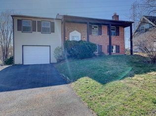 26 Niagara Ln, Willingboro, NJ