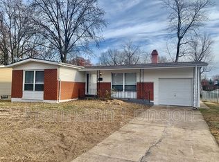 3 Ronda Dr, Florissant, MO 63031