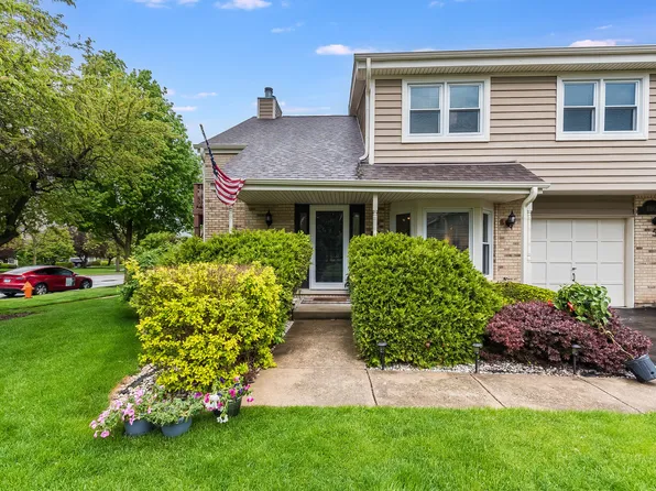 1916 Wisteria Ct APT 4, Naperville, IL 60565
