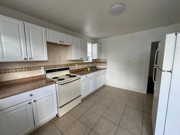 434 E Tillman Ave, Lake Wales, FL