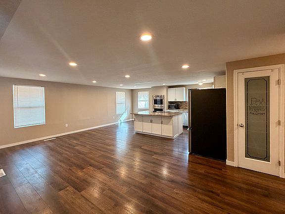 5th image of 501 Independence Dr