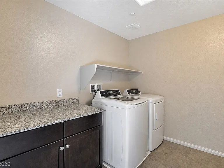 2934 Caxton Grove Dr — Photo 27