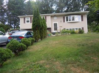 24 Harmony Rd, Spring Valley, NY 10977