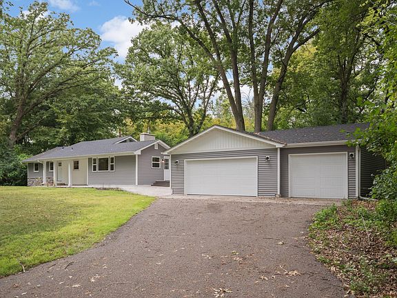 2nd image of 342 Kenmar Cir