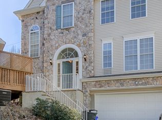 57 Arrowgate Dr, Randolph, NJ 07869