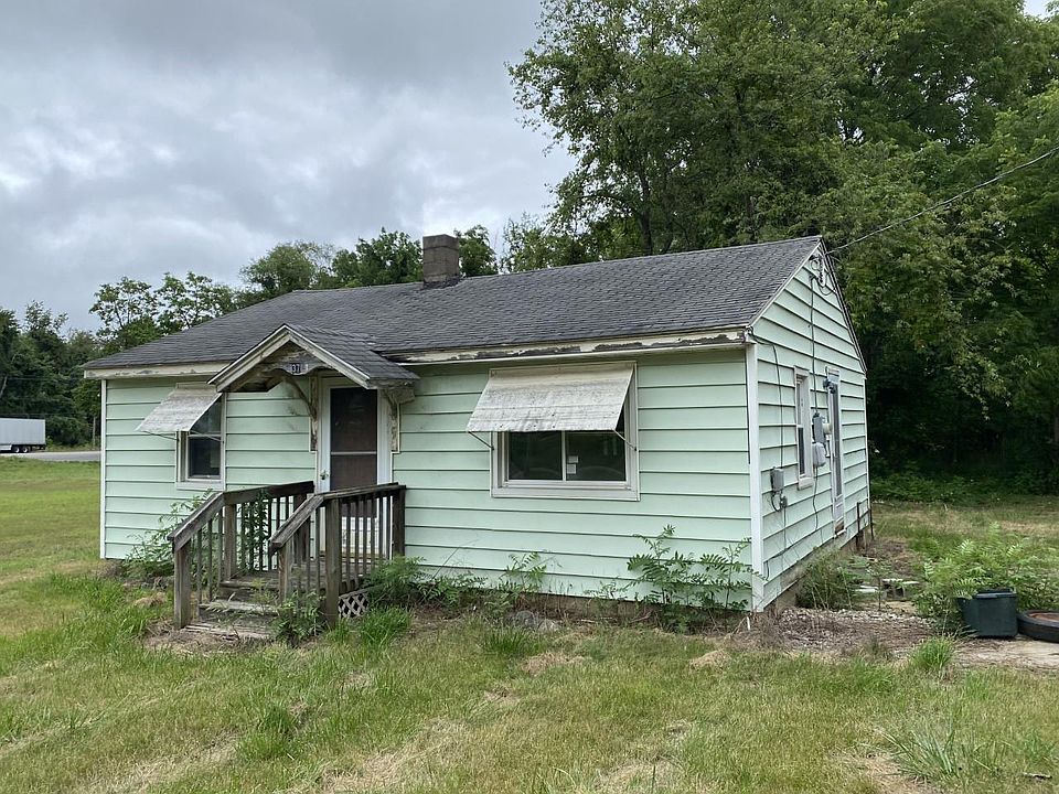 1st image of 53742 Longwood Dr
