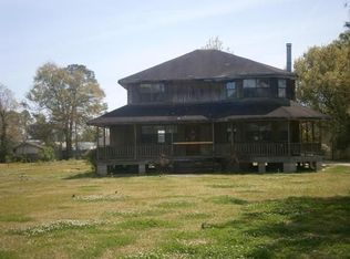 421 Dantin St, Raceland, LA 70394