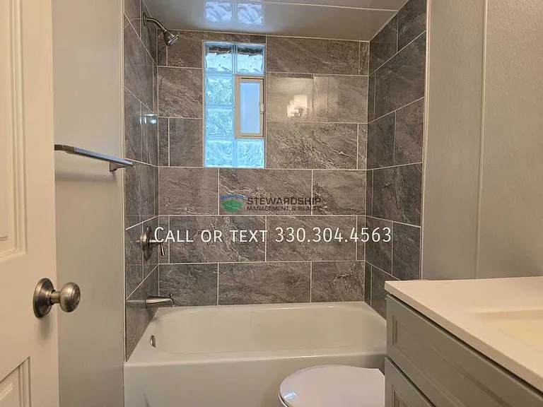 1740 Harvard Ave NW — Photo 12