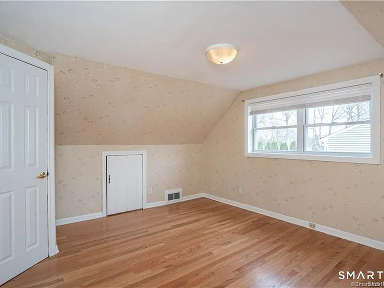 34 John Smith Dr — Photo 25