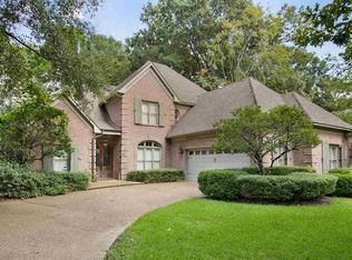 5334 Carolwood Dr, Jackson, MS 39211