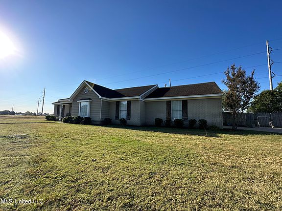 5th image of 7537 Woodshire Dr