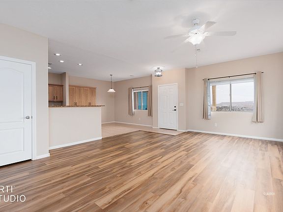 3rd image of 470 Turtle Back Rd #11D-1