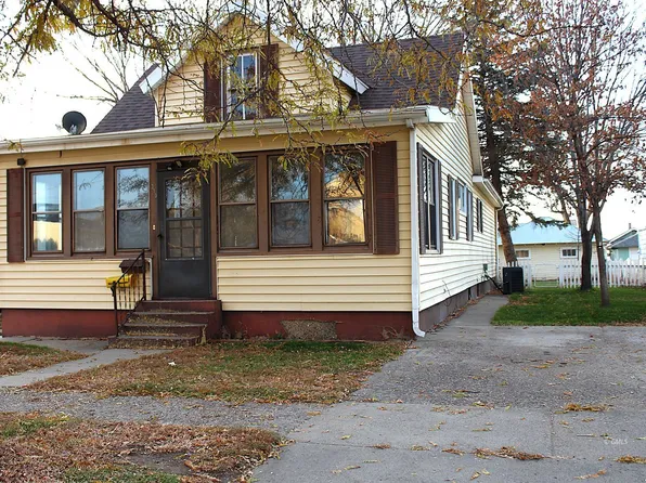 310 S Douglas St, Glendive, MT 59330