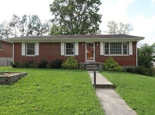 3841 Walhampton Dr, Lexington, KY 40517