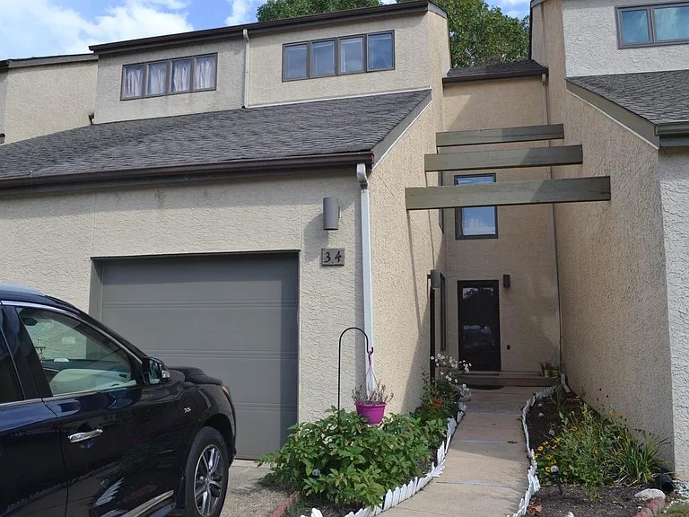 34 Falcon Ct — Photo 33