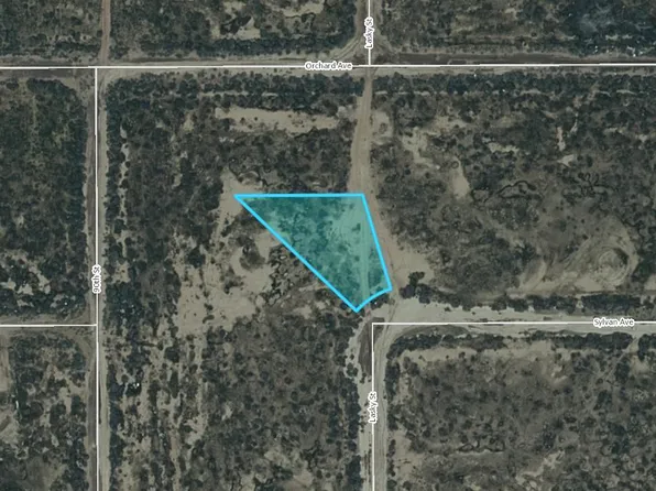 33 Sylvan Ave, California City, CA 93505