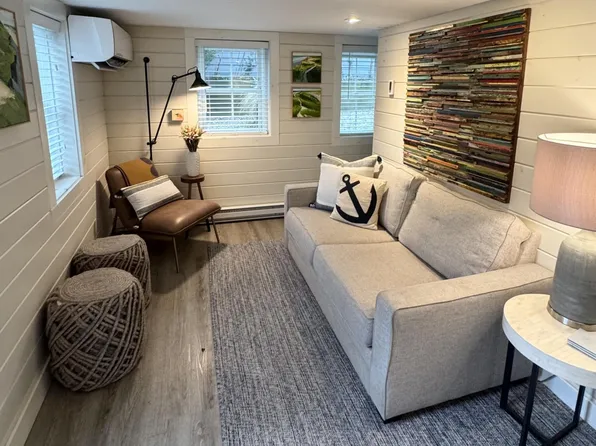 17 Montello Street APT 1, Provincetown, MA 02657