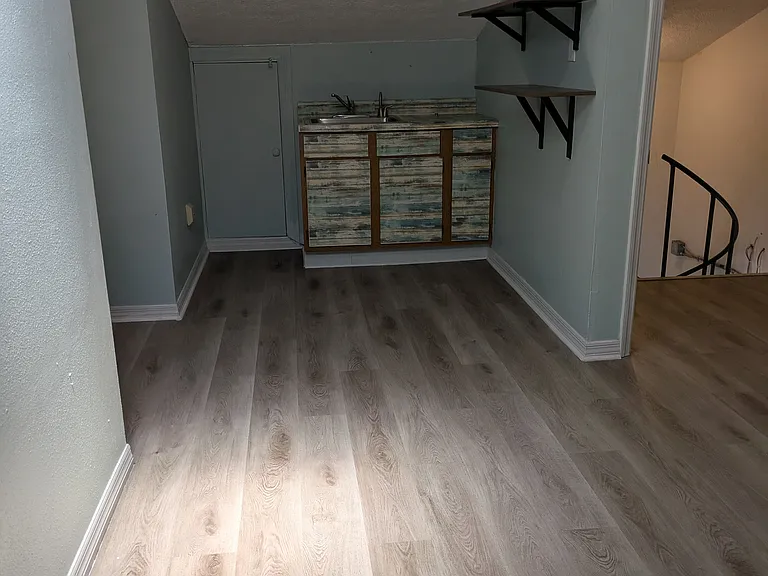 5426 Crafts St — Photo 4
