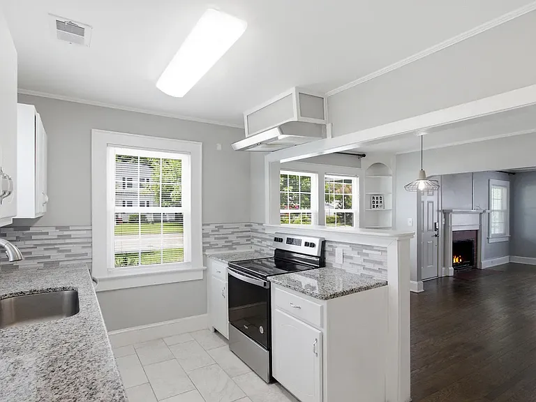 1409 Rhem Ave — Photo 6