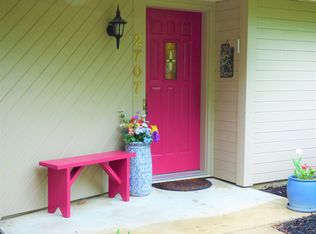 2707 Oak Borough Run, Fort Wayne, IN 46804