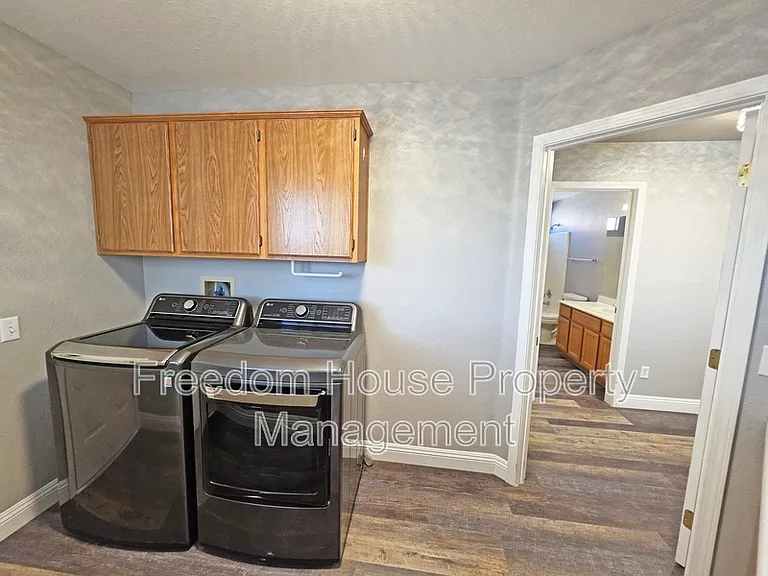 3630 E Vineyard Dr N — Photo 24