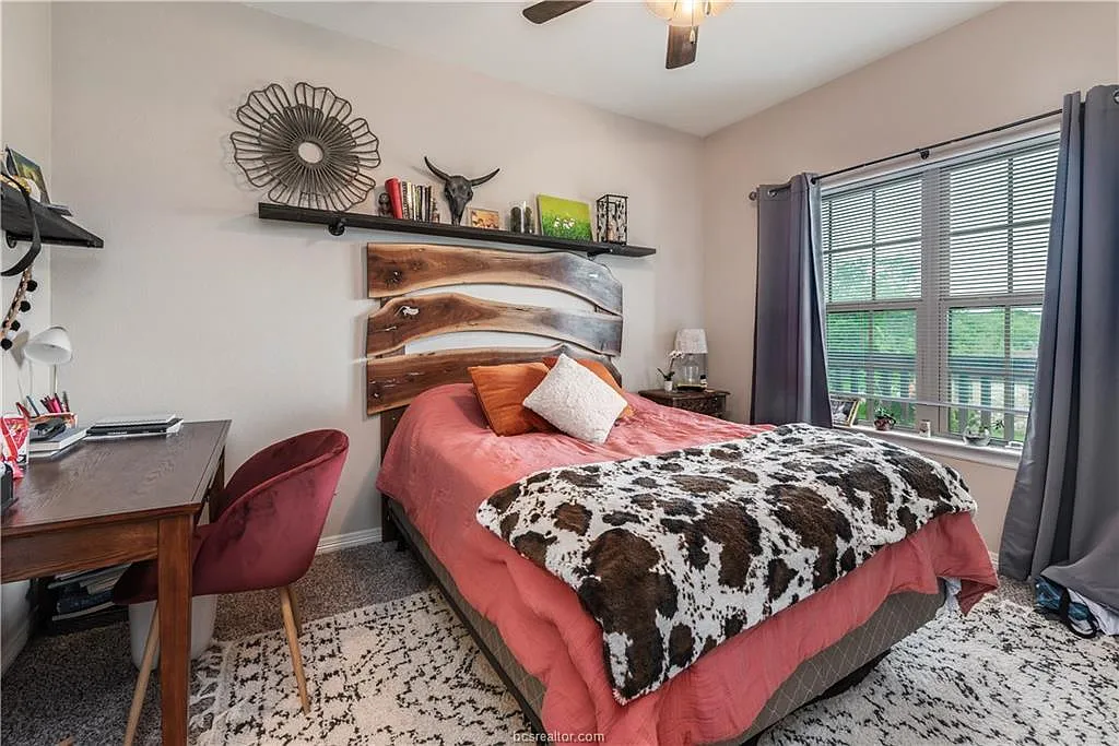 411/413 Ash Street - 411 — Photo 3