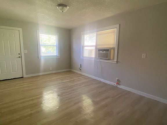 4th image of 616 N 5th St APT D