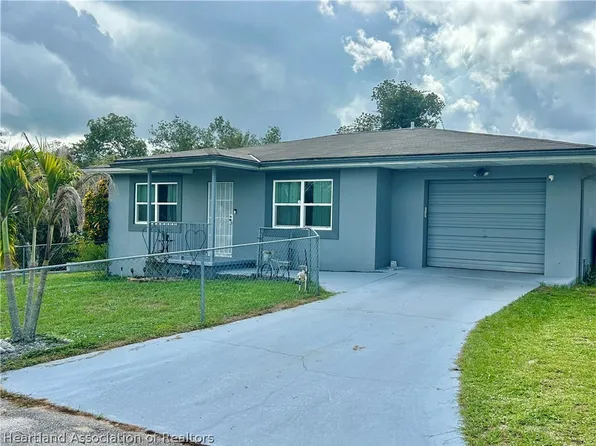 105 Parkview Dr, Lake Placid, FL 33852