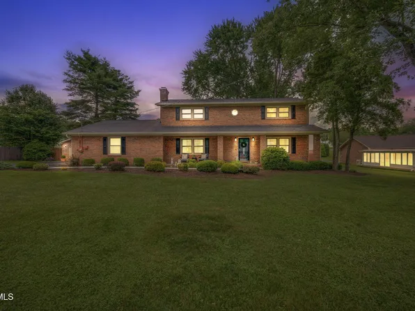 405 Countryshire Ct, Kingsport, TN 37663