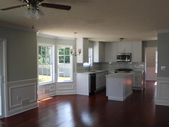 3rd image of 409 Grande River Blvd