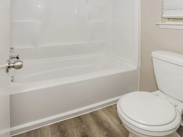 6004 Cool Springs Dr — Photo 15