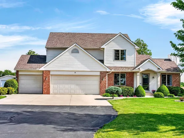 305 E 800 N, Uniondale, IN 46791