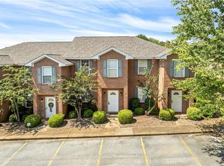 1477 N Donahue Dr APT 504, Auburn, AL 36830