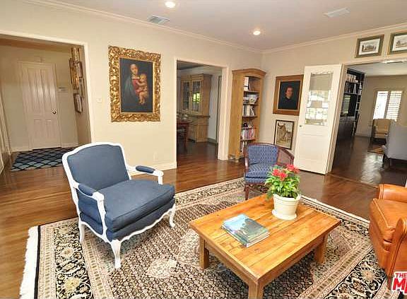 5th image of 4028 Alcove Ave